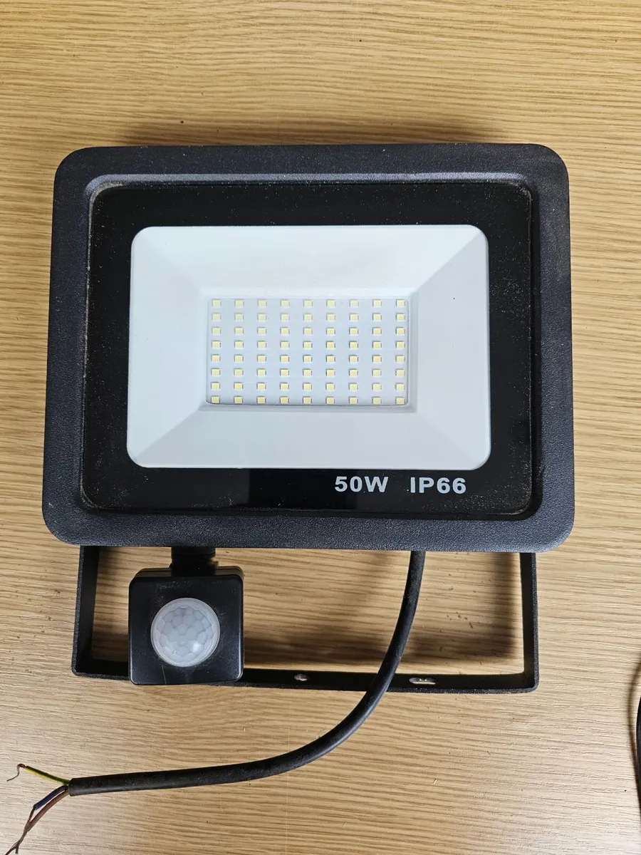 50W LED Floodlight PIR outdoor wall light security - Image 1