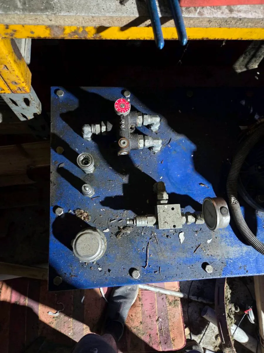 Hydraulics power pack - Image 4