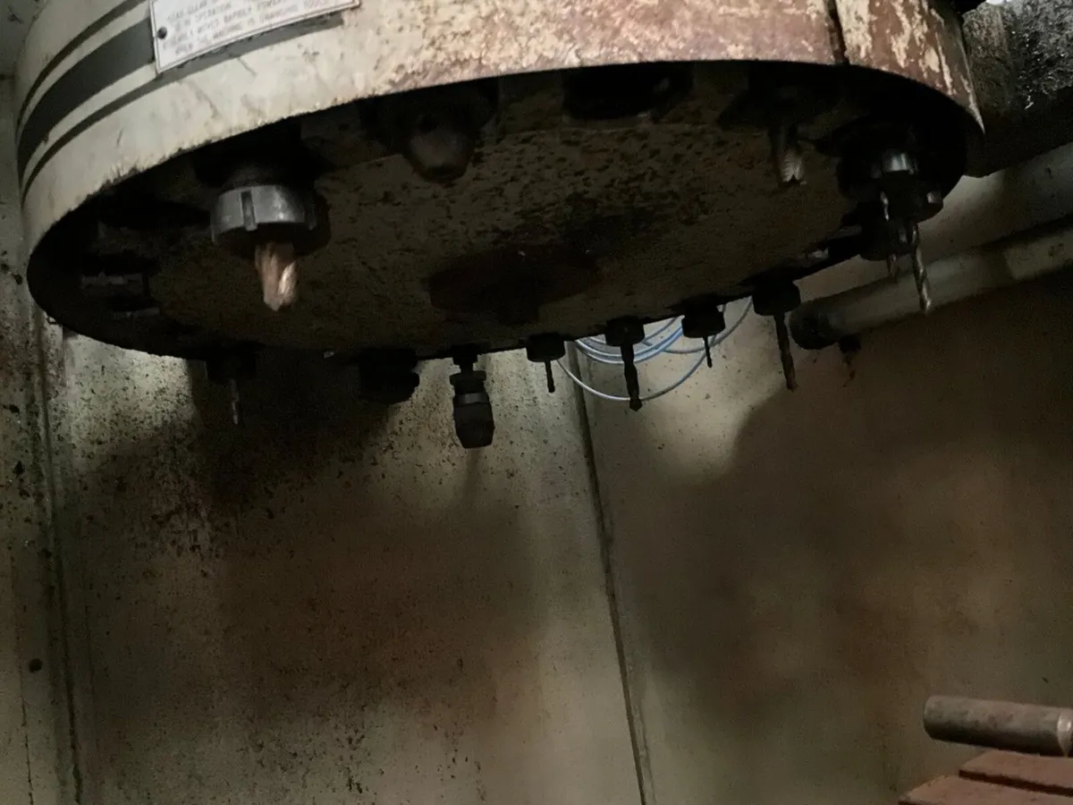 MILTRONICS PARTNER VM16 3 PHASE MACHINING CENTRE - Image 4