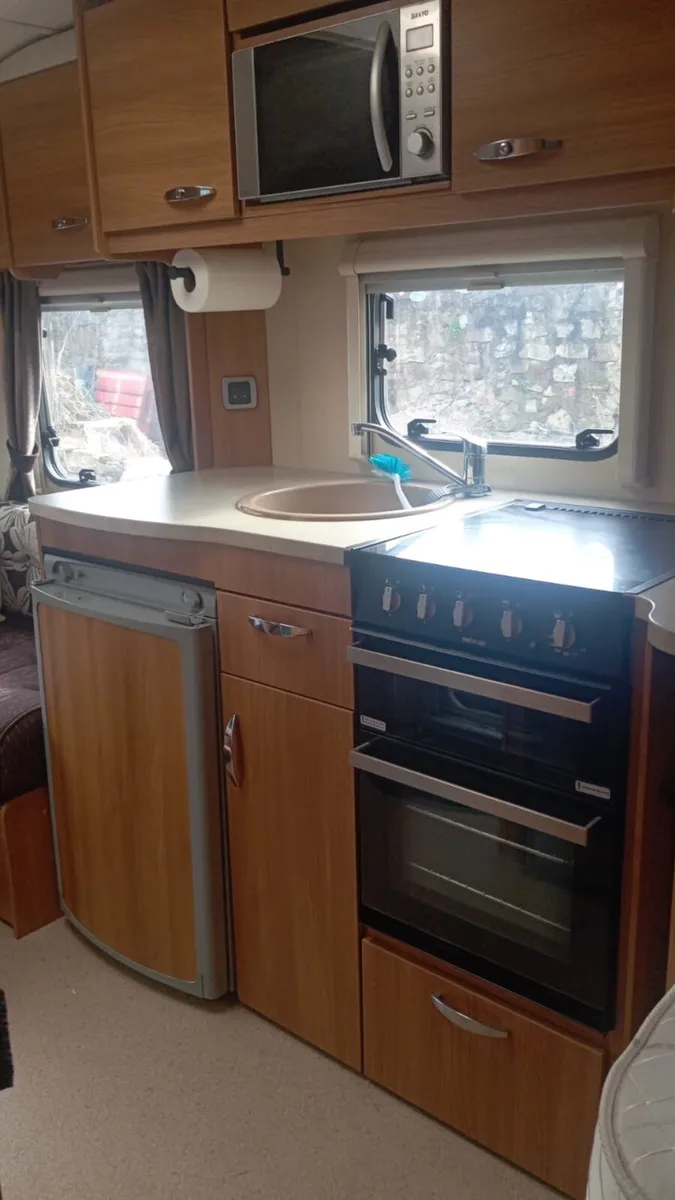 2011 Sprite Alpine 4 Berth Caravan with Awning - Image 3