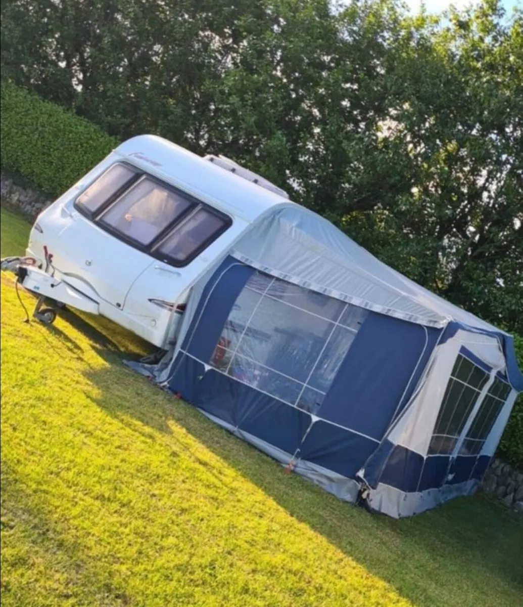 Lightweight 09 Swift 5/6 berth with Full Awning - Image 3