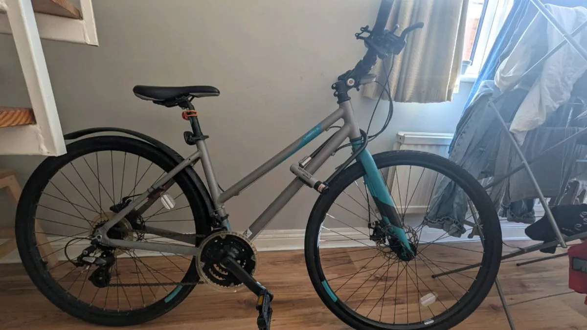 Viking Urban-S Ladies Hybrid Bike, Kryptonite Lock - Image 1