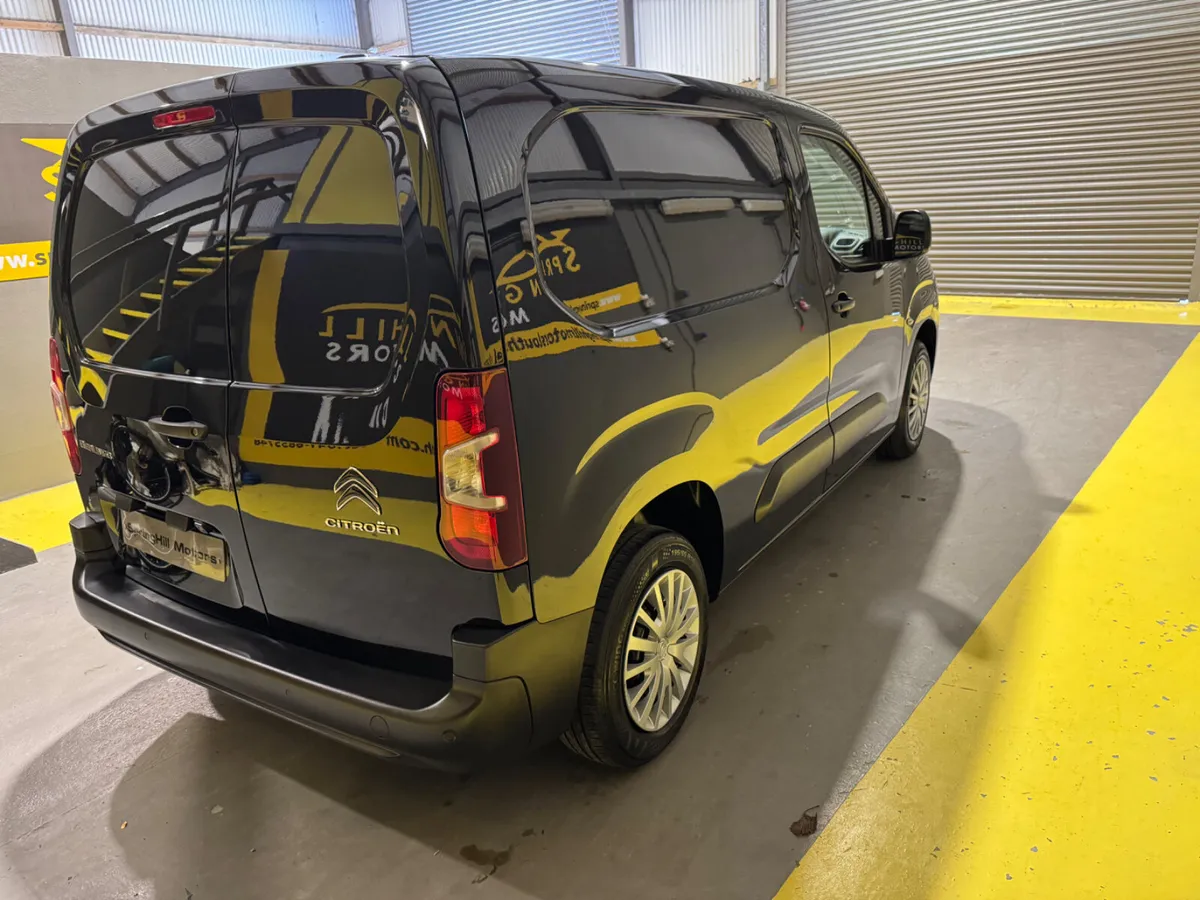 2021Citroen Berlingo 1.5 HDI Ent 3 Seats NO VAT - Image 4