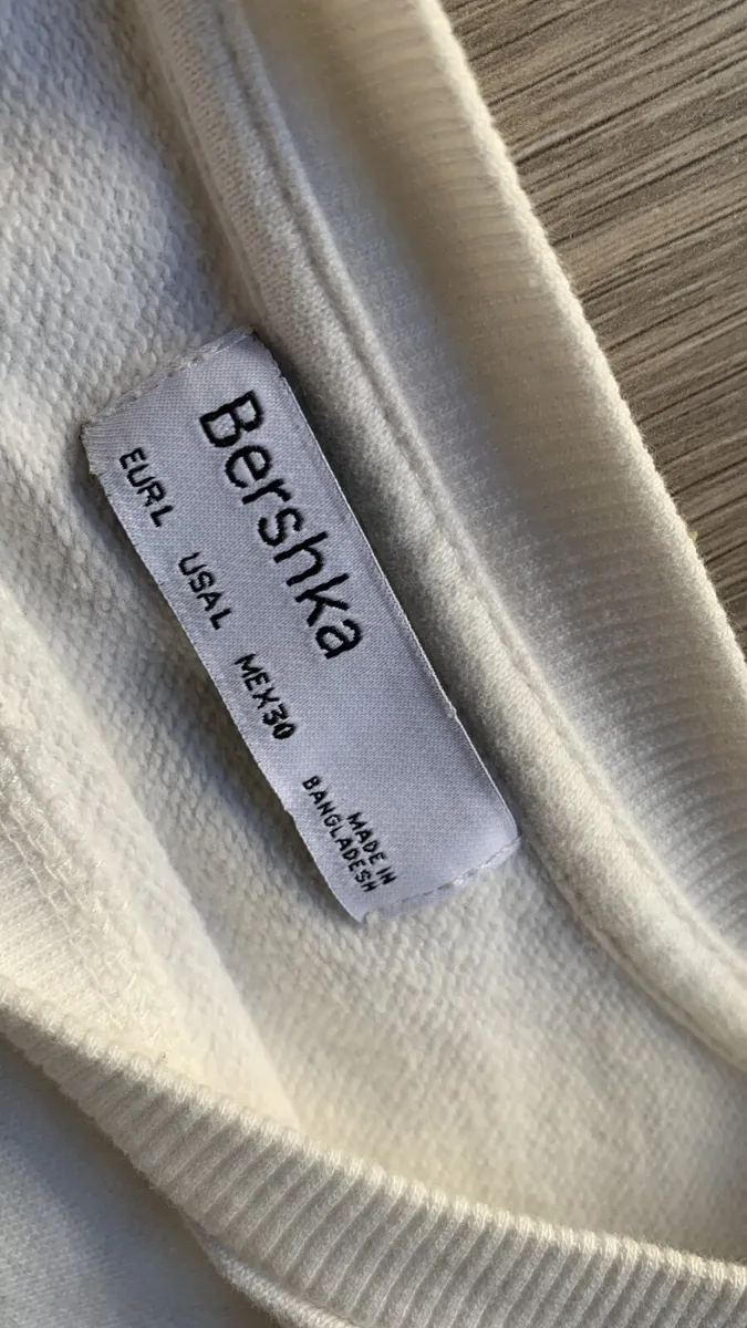 Ladies Bershka Crop Jumper: Medium - OR FREE WITH - Image 2