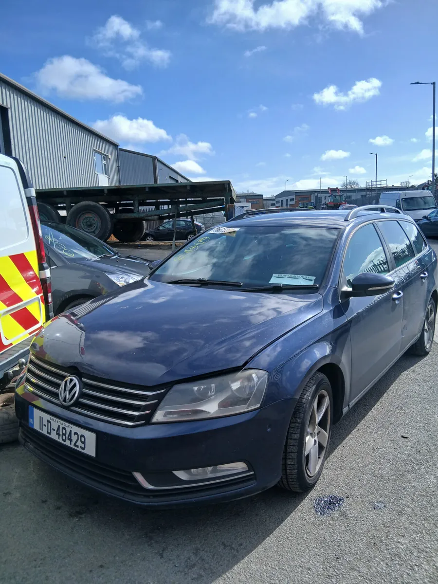 2011 Volkswagen Passat BREAKING / PARTS - Image 1