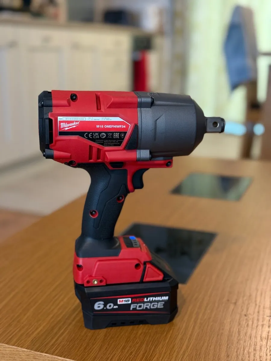 Milwaukee 3/4 Impact Wrench (Brand New) - Image 2
