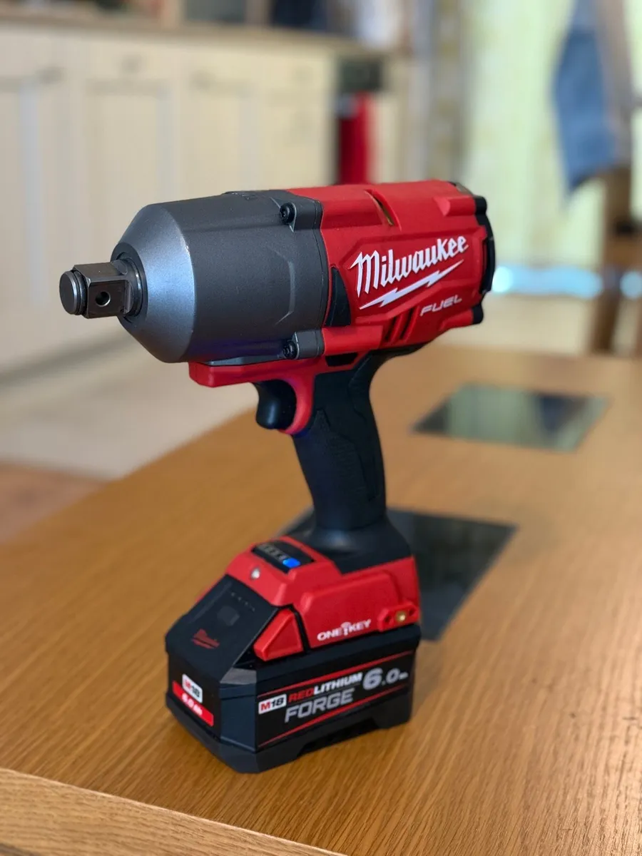 Milwaukee 3/4 Impact Wrench (Brand New) - Image 3