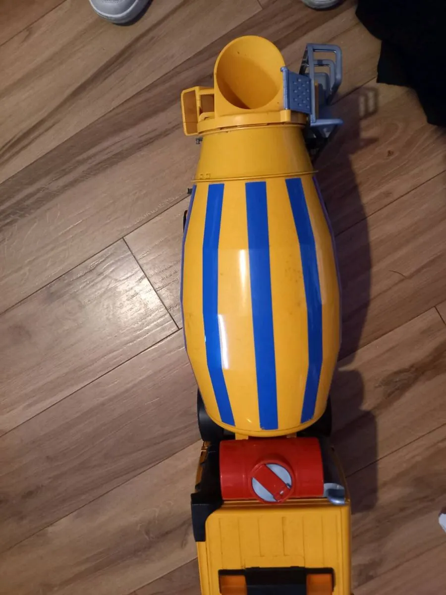 Brudar  readmix lorry - Image 3