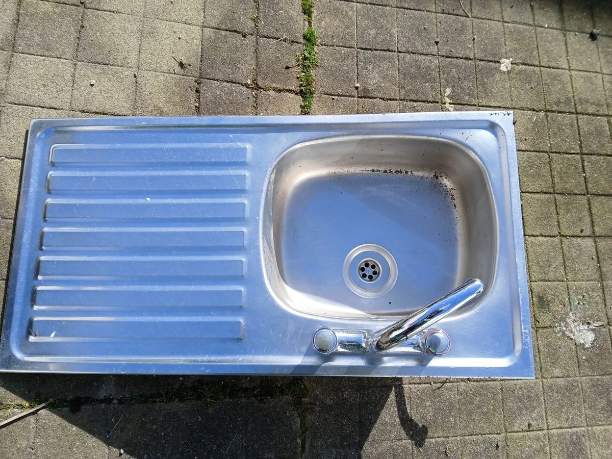 KITCHEN SINK - Image 2