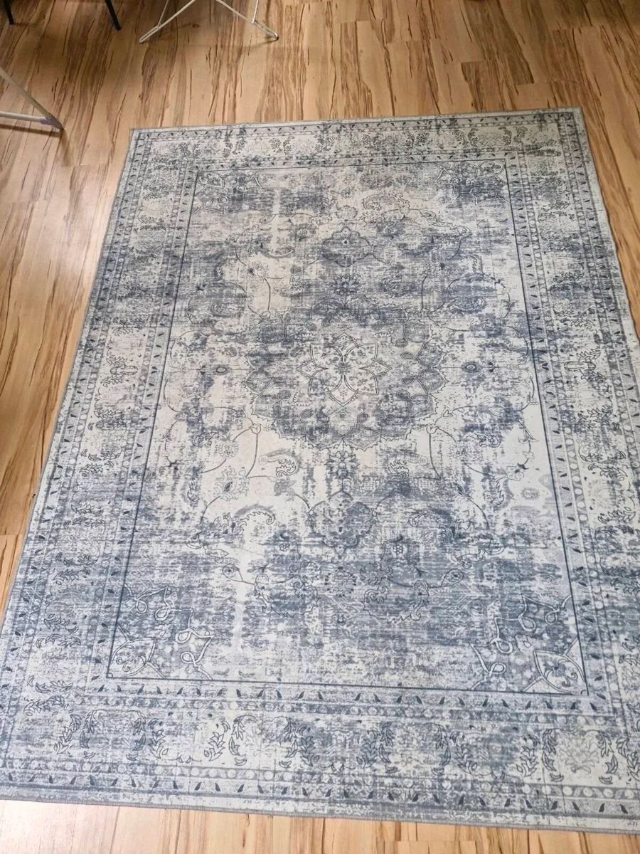 Rug - Image 2