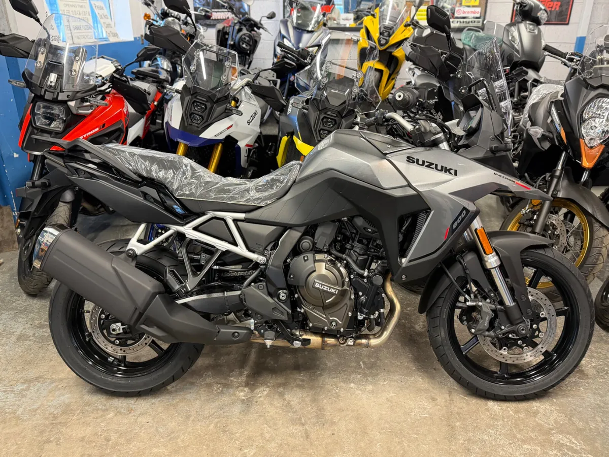 2026 Suzuki DL800RE - Image 1