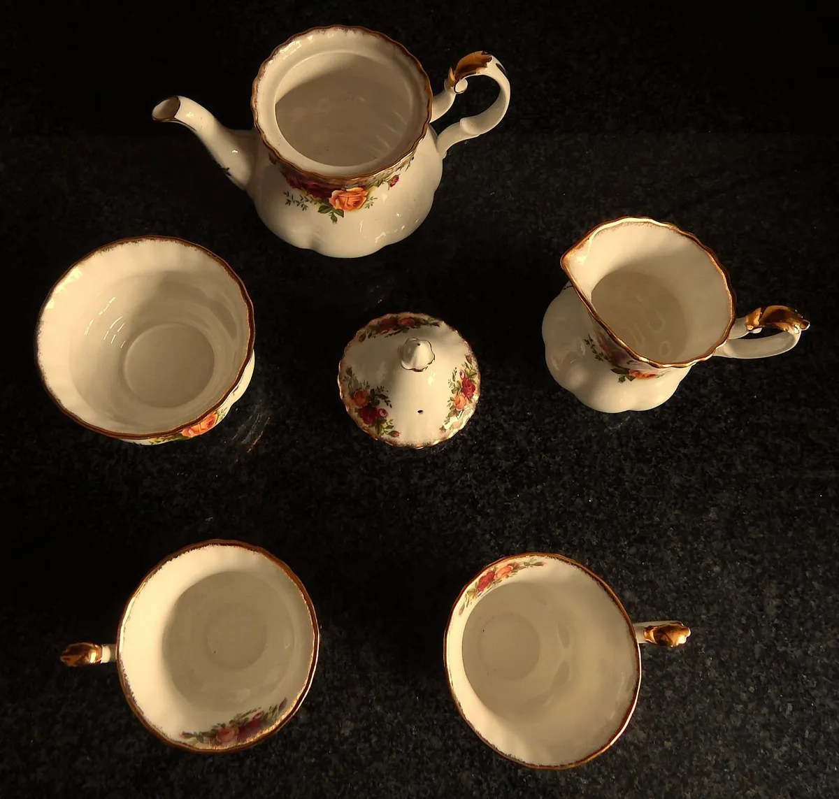 5 Royal Albert old Country Rose Bone China Pieces - Image 4
