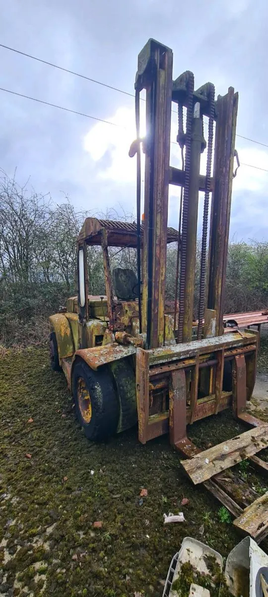 Forklift - Image 1