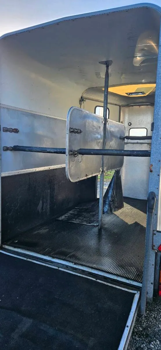Horsebox - Image 2