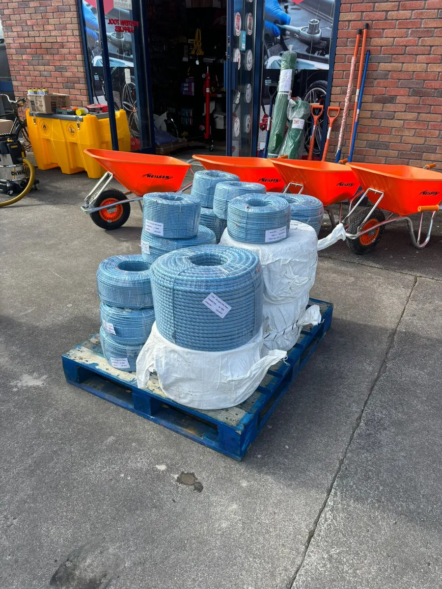 BLUE POLY ROPE 220 METRE - Image 2