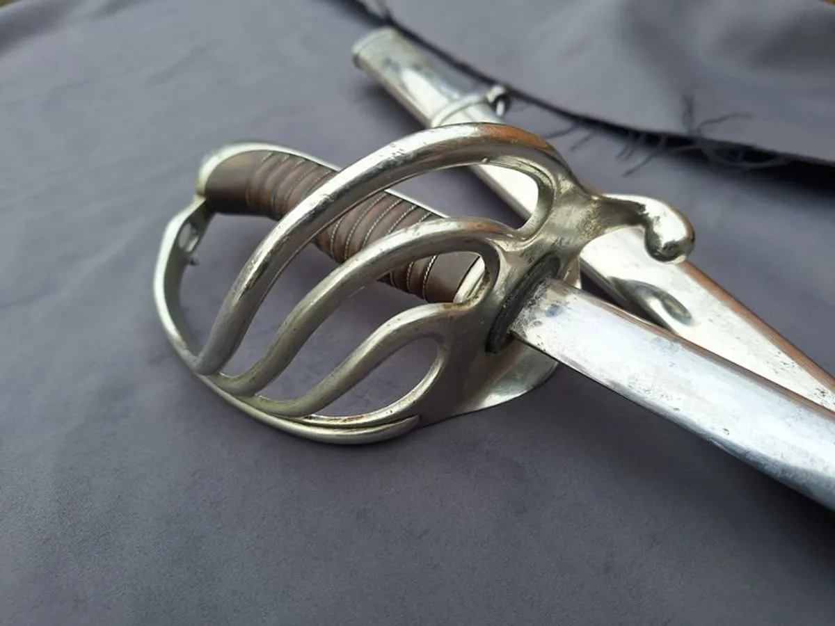 Antique french officers sword - Image 1