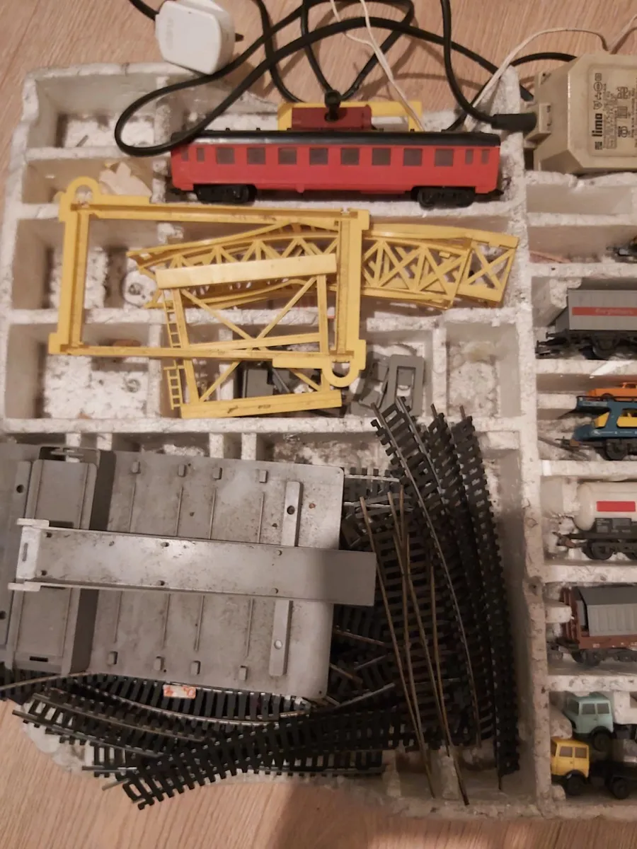 Hornby train set - Image 2