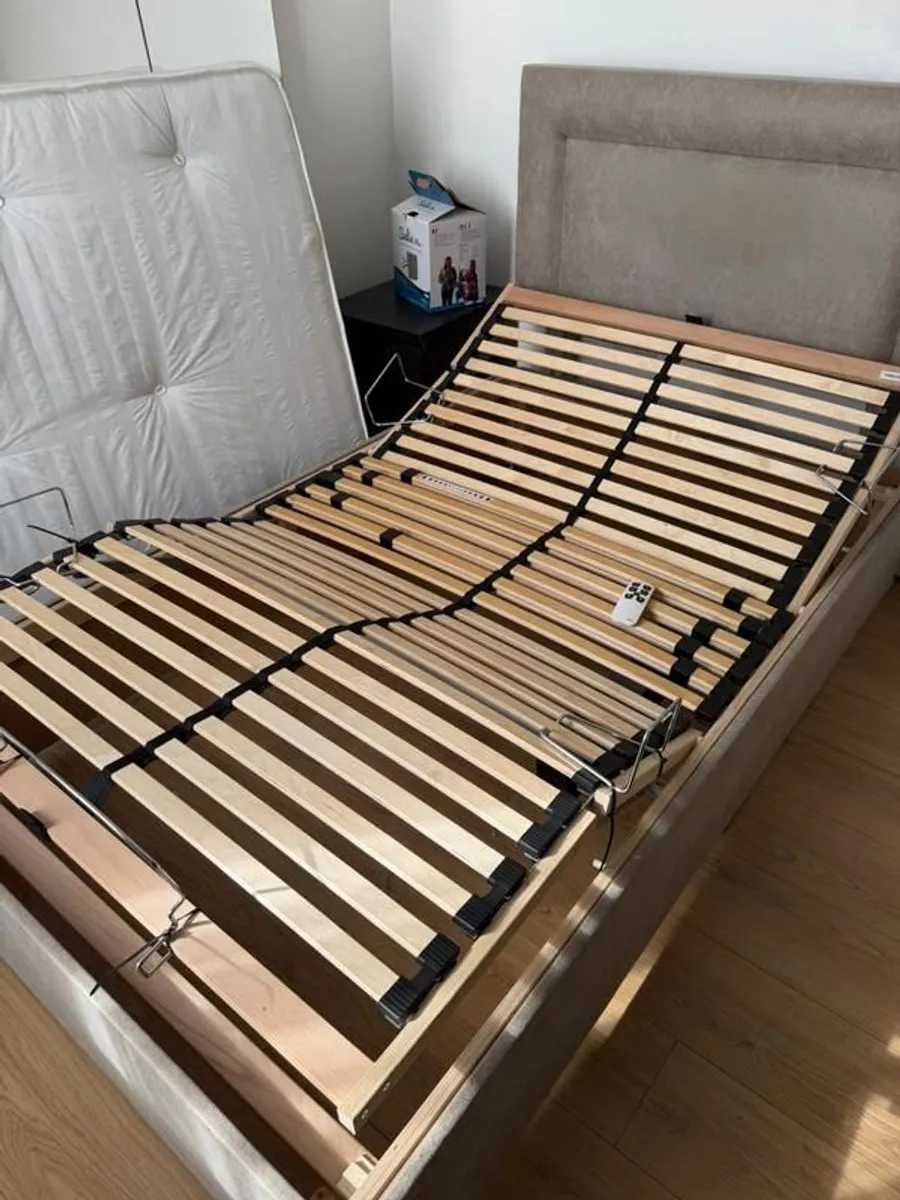 Electric bed - Image 1