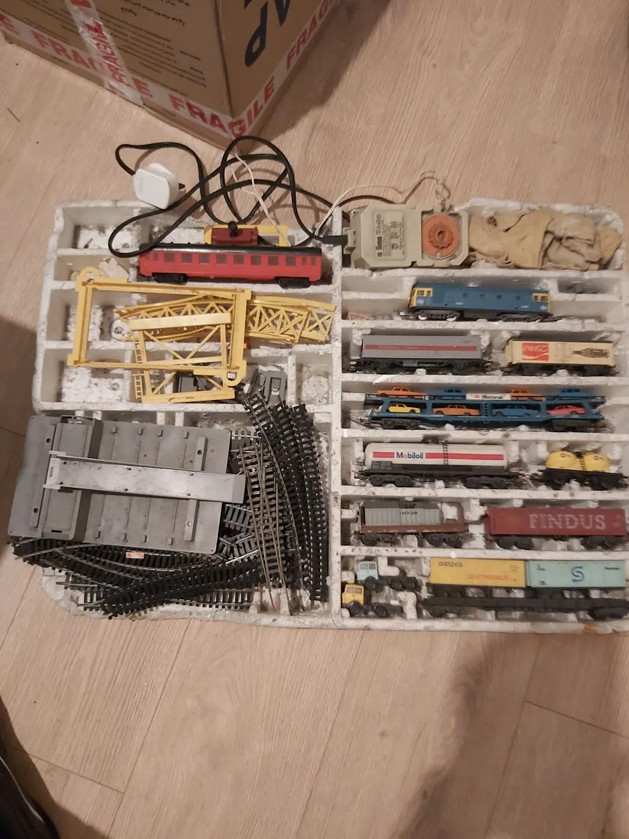 Hornby train set - Image 4