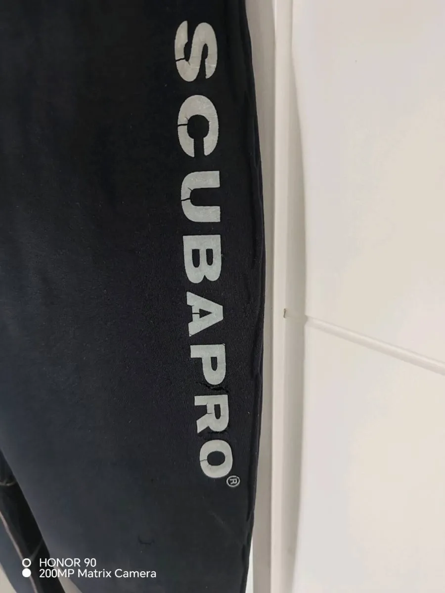 Diving wet suit - Image 3