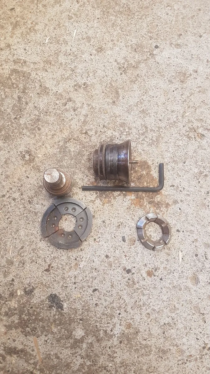 Tyme Cub woodturning lathe for sale - Image 4