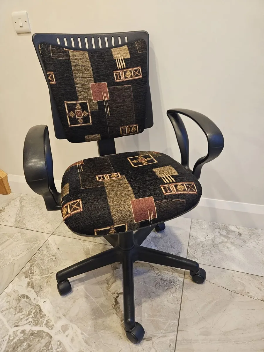 Office Chair - Image 2