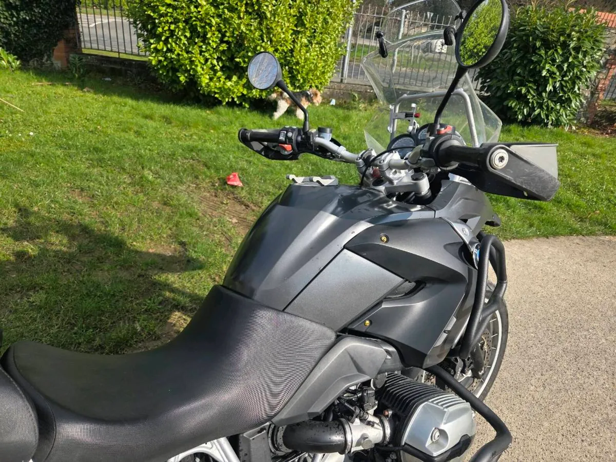 BMW R1200GS 2009 and 2007 - Image 3