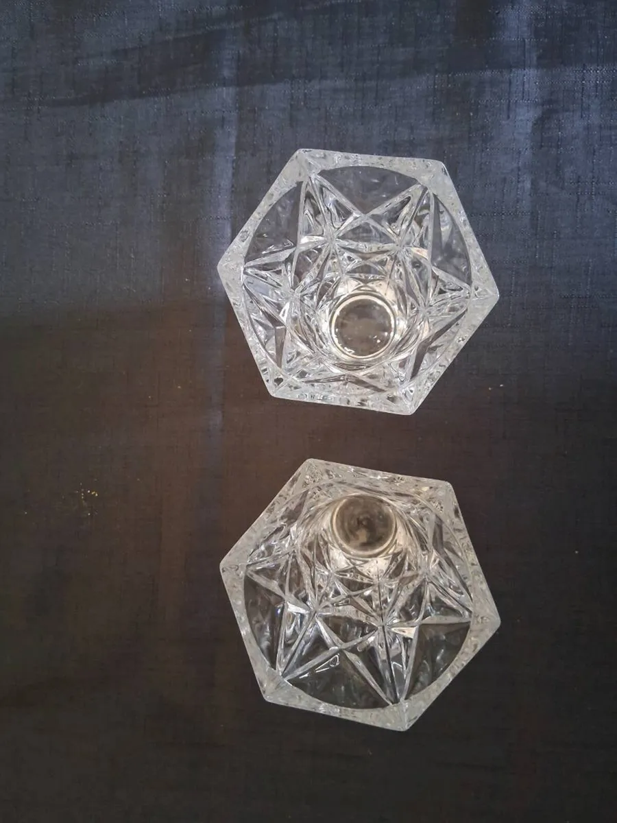 2 Small Crystal Vases - Image 2