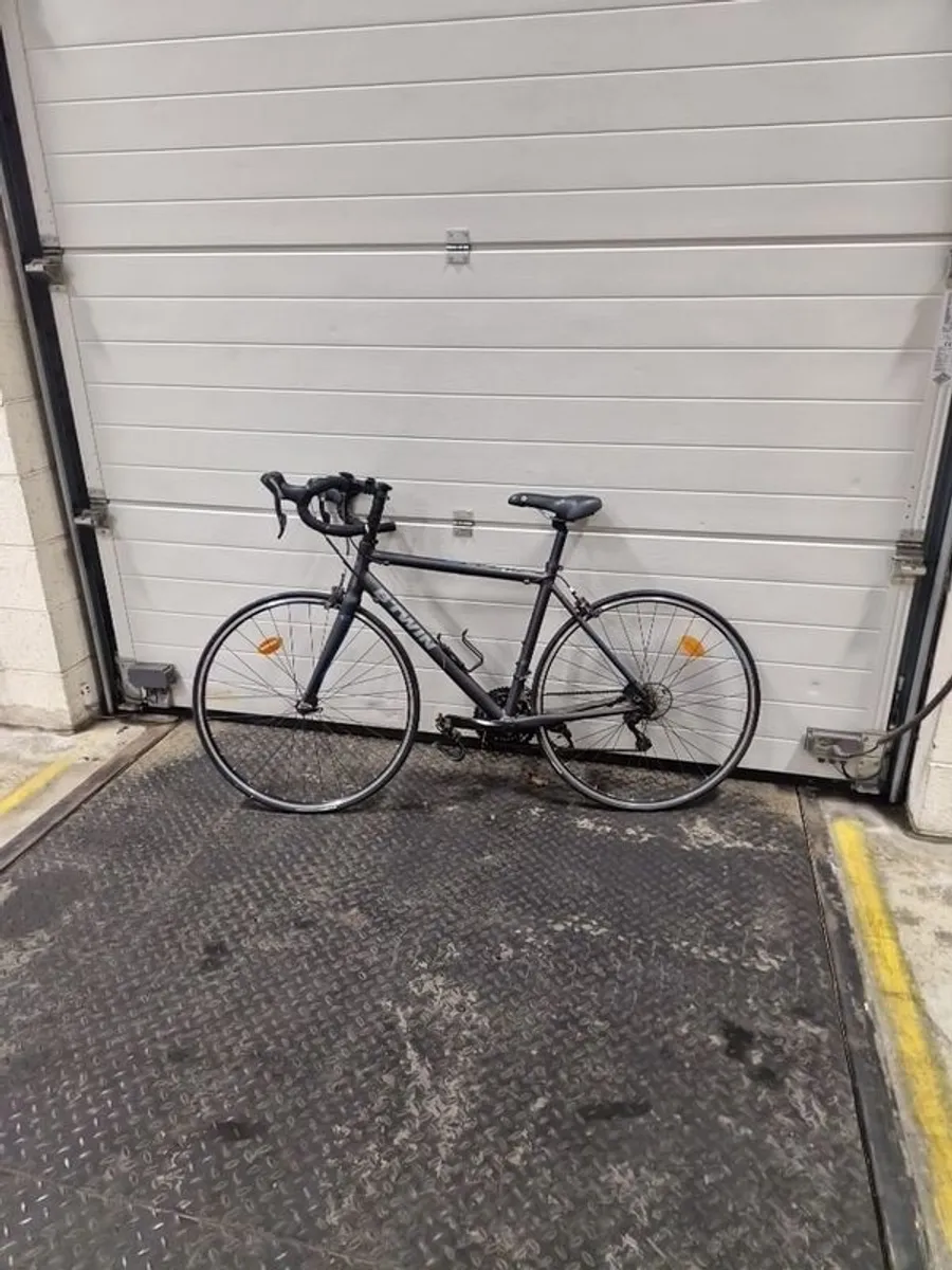 Racing Bicycle - Image 1