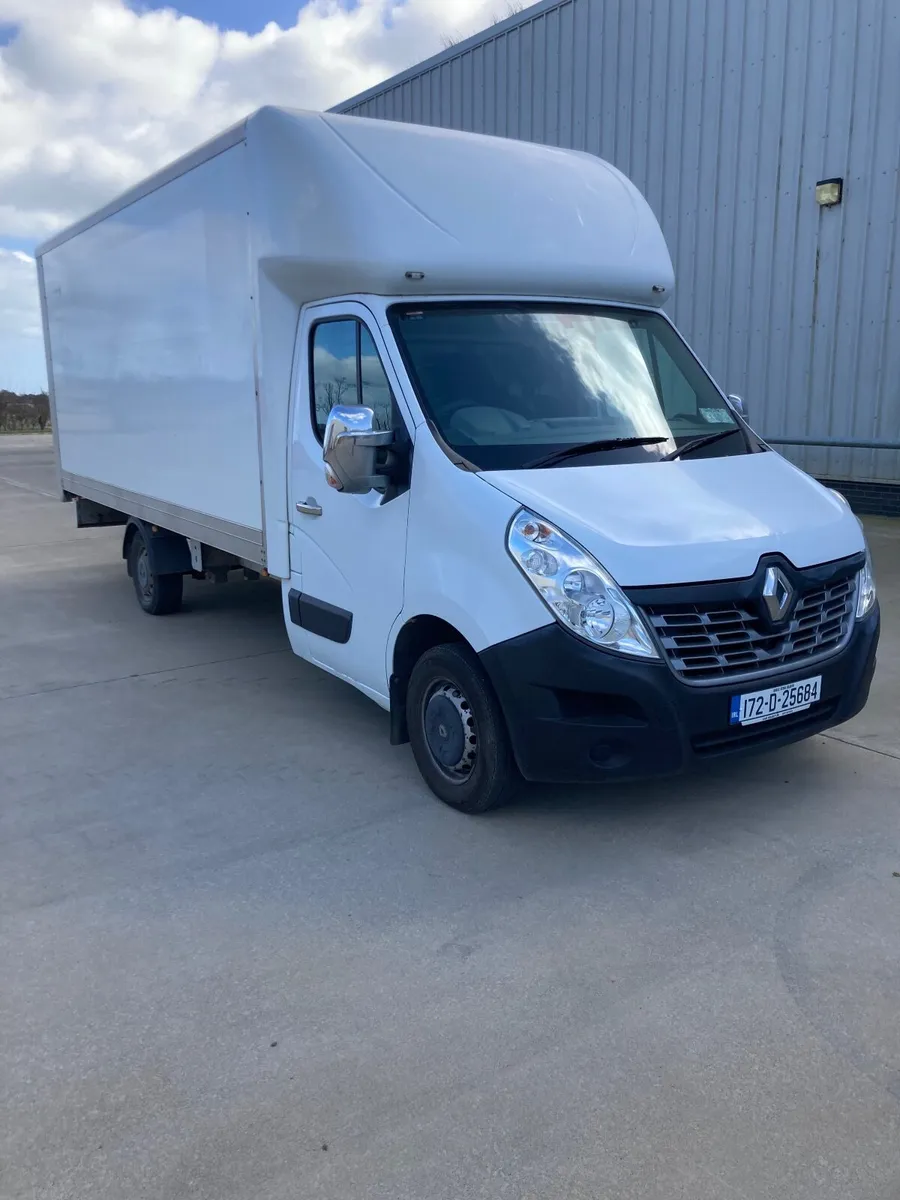 Renault Master 2017 - Image 1