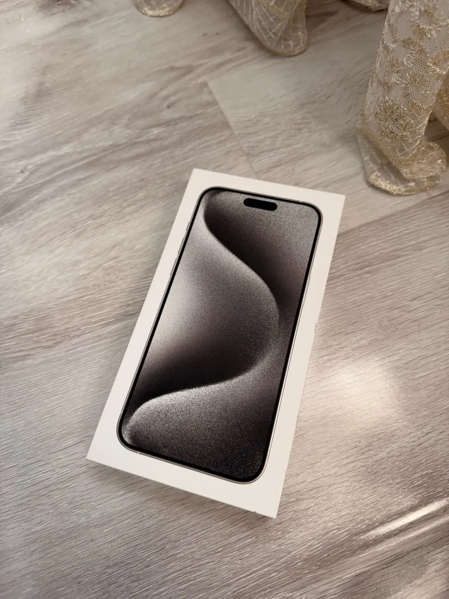 Iphone 15 pro max silver 256 gb - Image 4