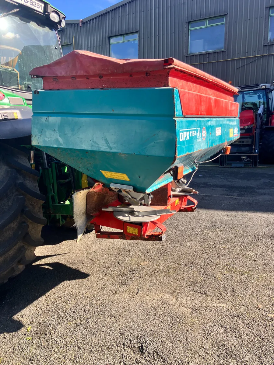 SULKY FERTILIZER SHAKER - Image 3