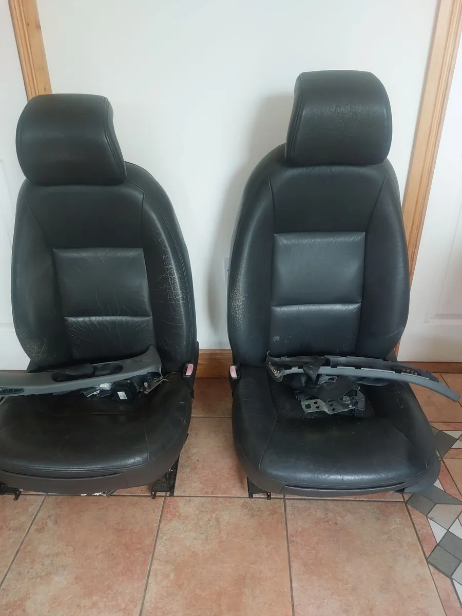 Saab 9-3 og  SE  parts - Image 2