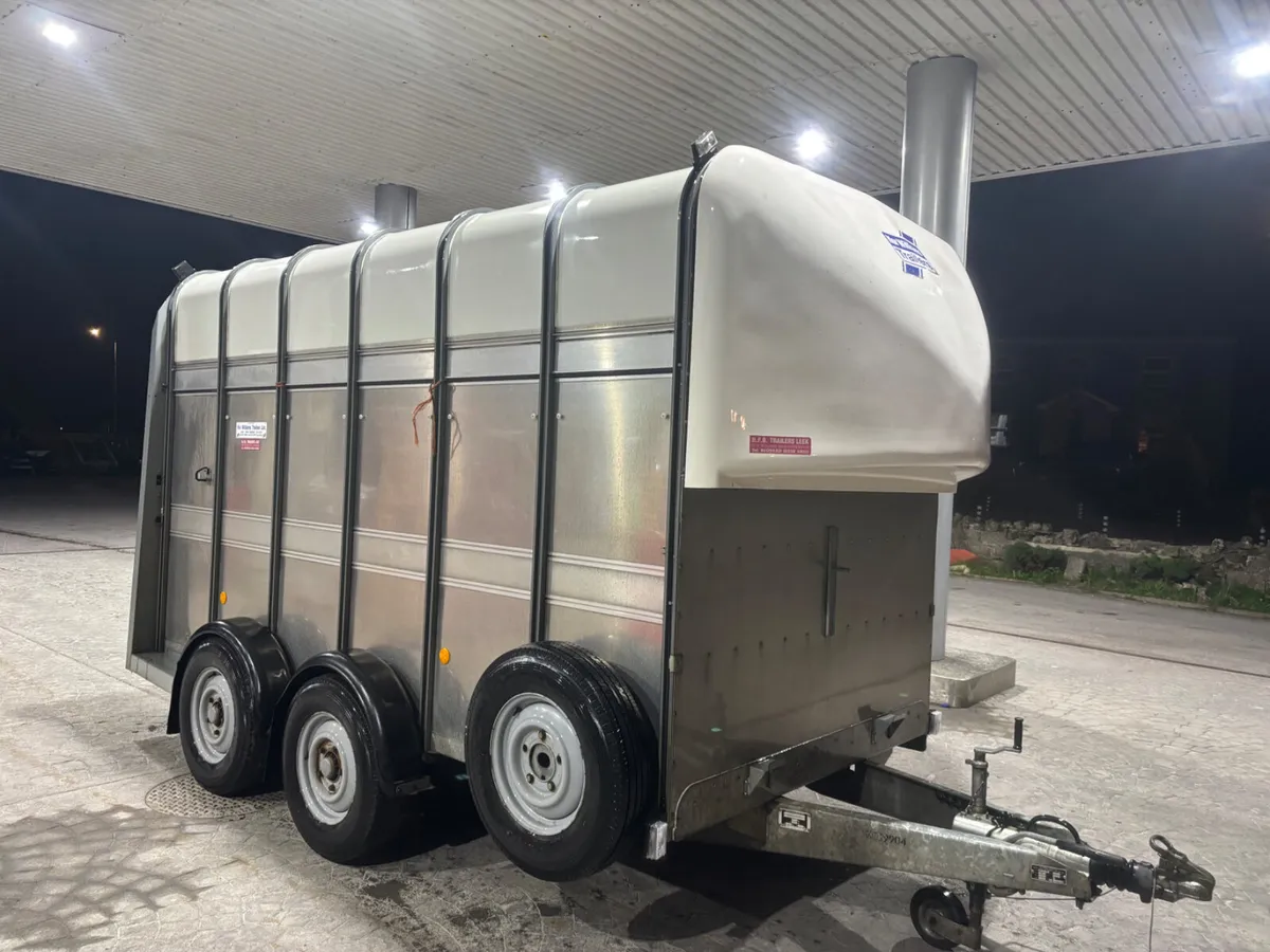 ifor williams ta510 12ft highroof - Image 1