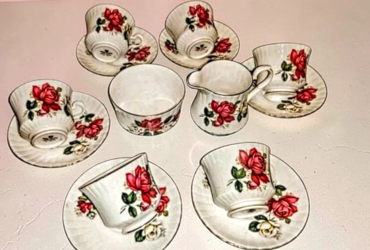Royal Stafford Ruby Roses teaset