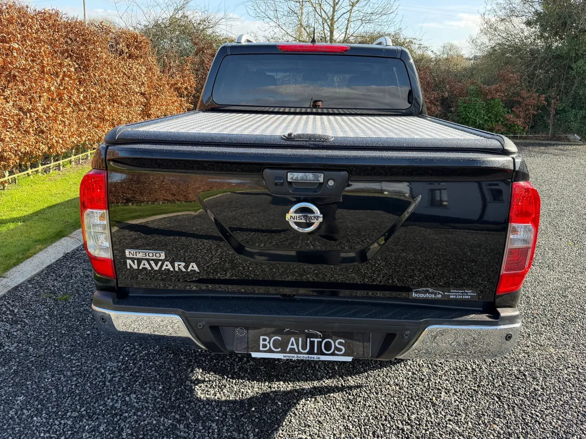 2016 Nissan Navara Tekna Auto 5 Seat Crewcab - Image 4