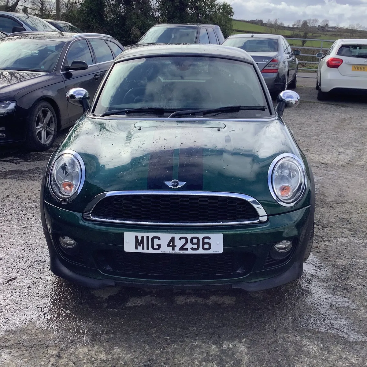 Mini Cooper coupe 1.6 petrol august 2014 61k - Image 4
