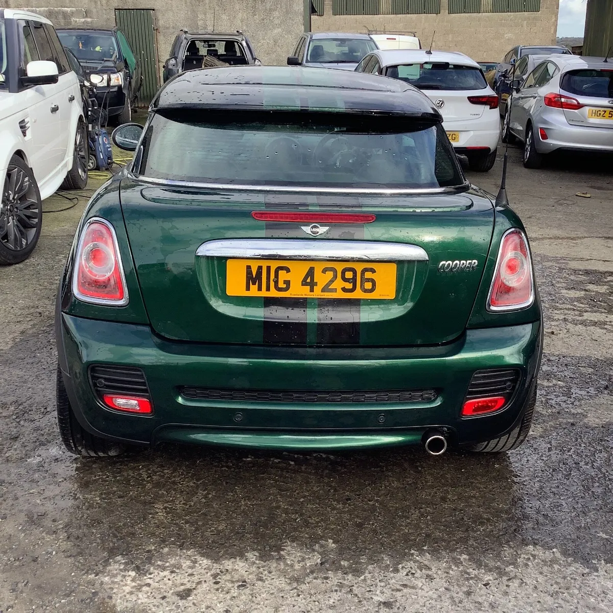 Mini Cooper coupe 1.6 petrol august 2014 61k - Image 2