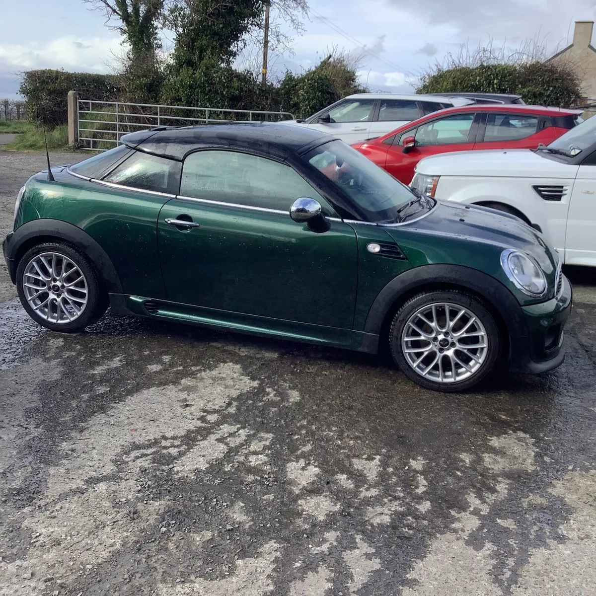 Mini Cooper coupe 1.6 petrol august 2014 61k - Image 3