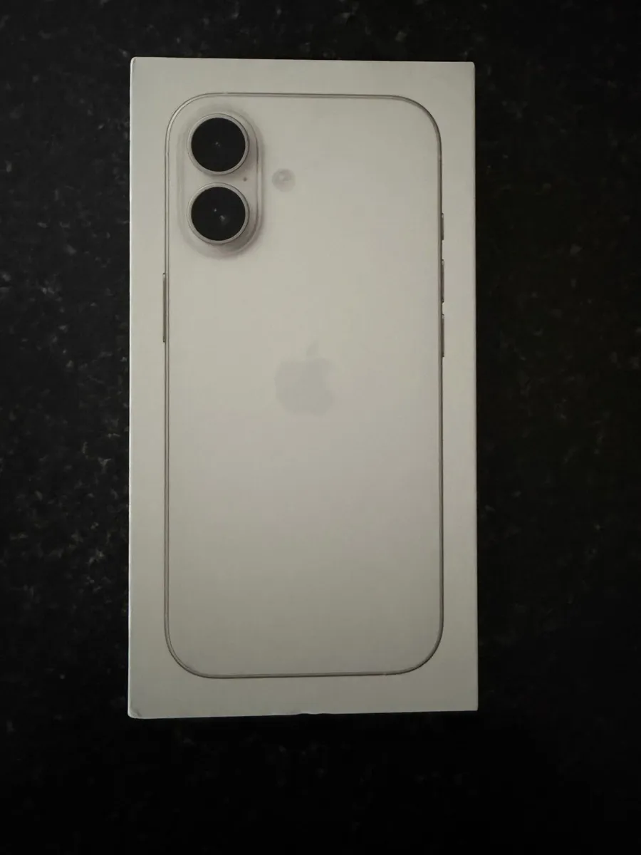 Brand new sealed IPhone 17 256GB white - Image 1