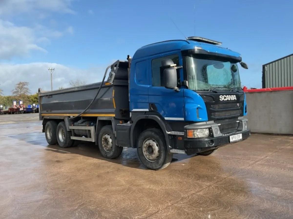2015 Scania P410 8x4 Steel Tipper - Image 1