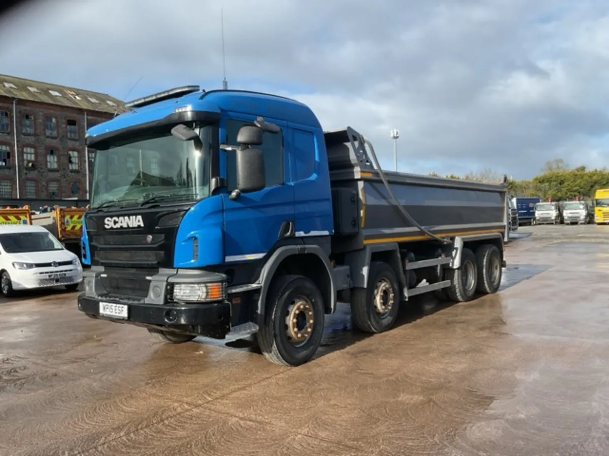 2015 Scania P410 8x4 Steel Tipper - Image 3
