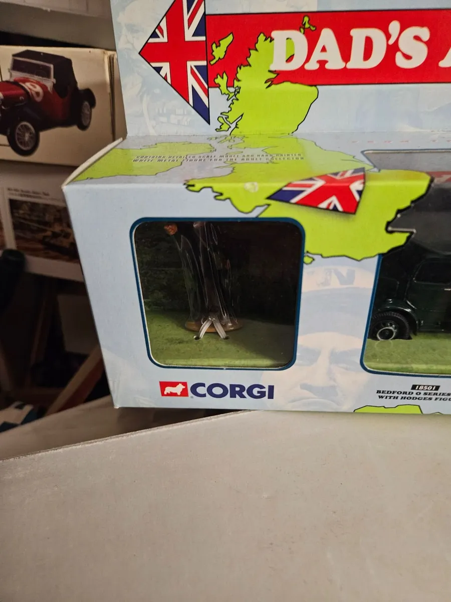Corgi Dads Army Truck - Image 2