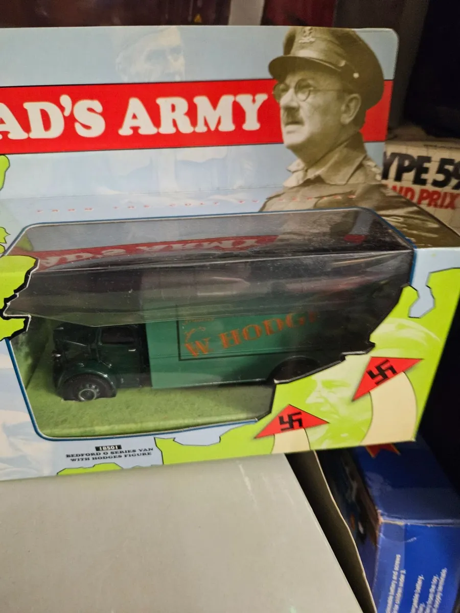 Corgi Dads Army Truck - Image 3