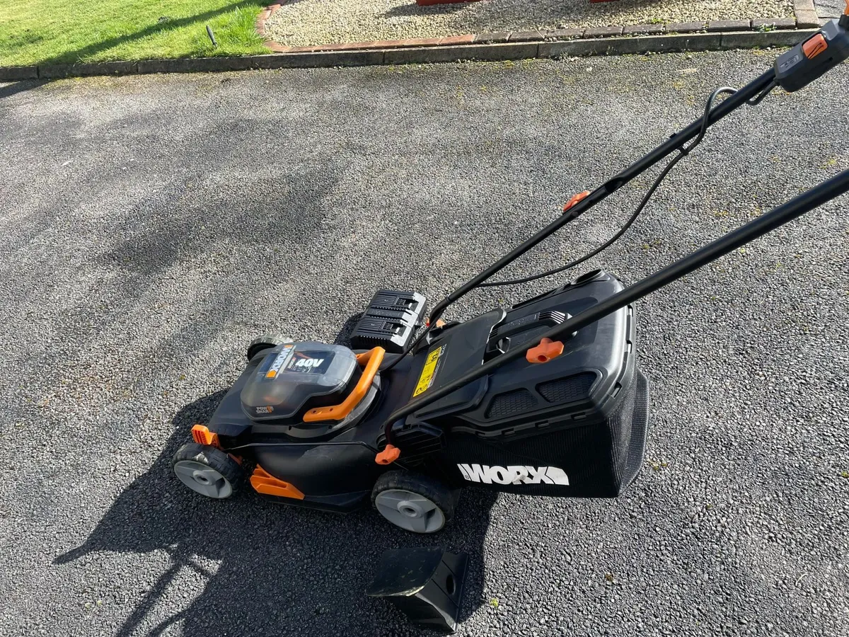 WORX Cordless Electric Lawnmower - Image 2