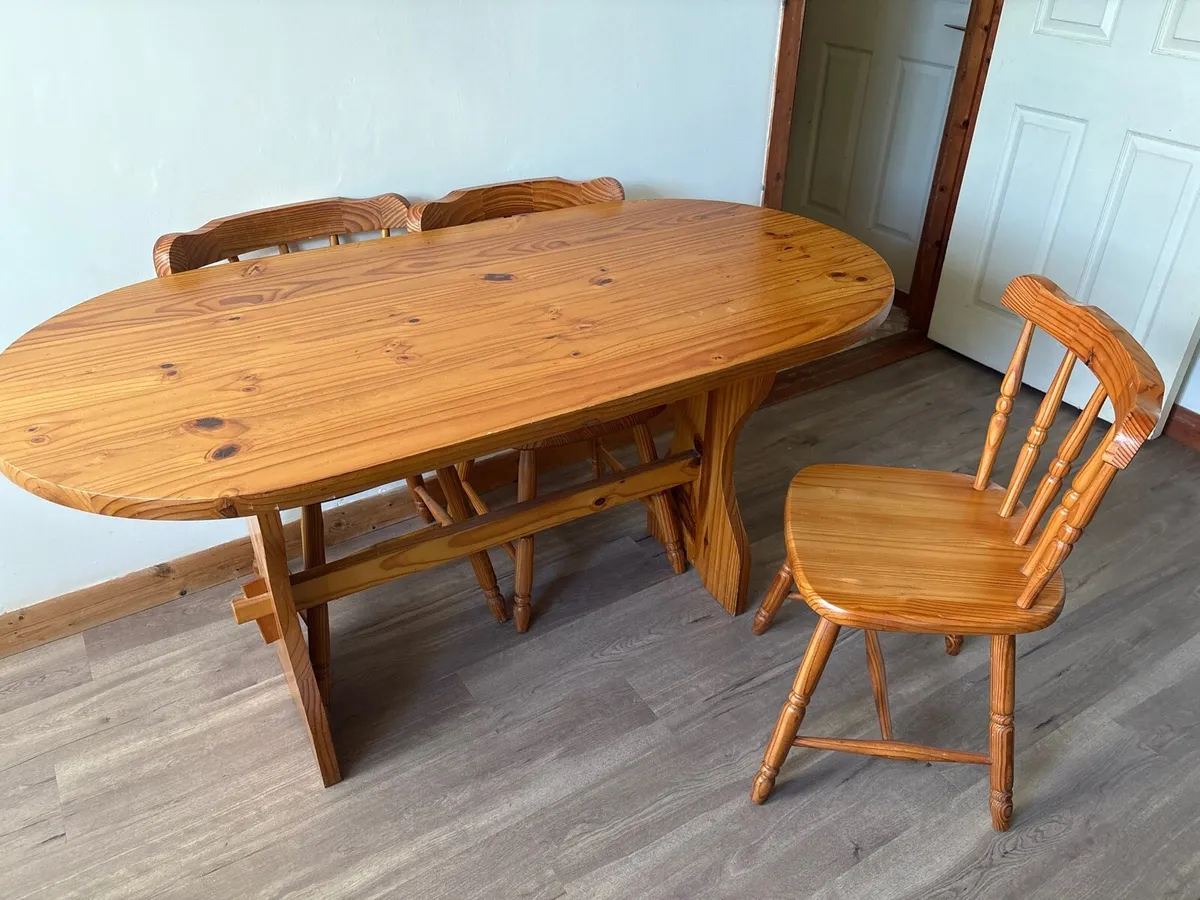 Pine Kitchen Table  & 6 Chairs - Image 1