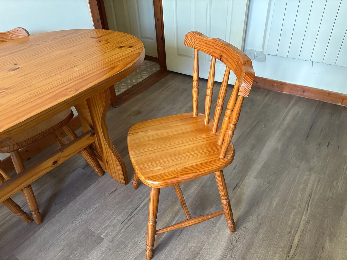 Pine Kitchen Table  & 6 Chairs - Image 2