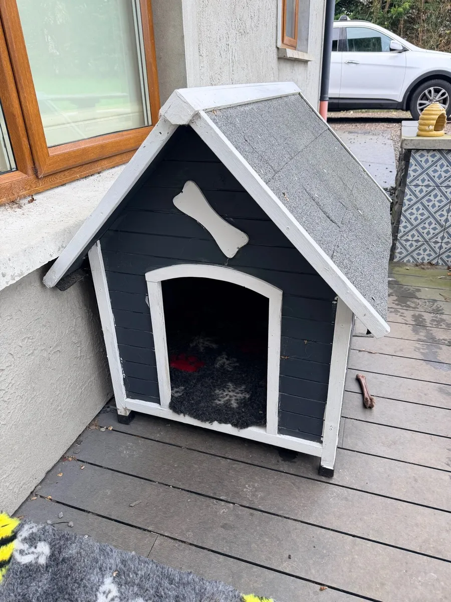 Dog Kennel - Image 1