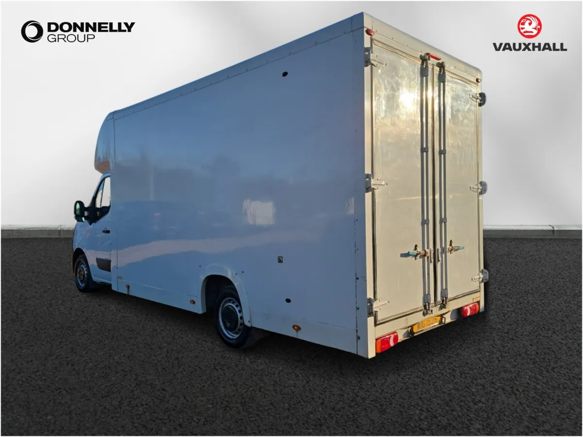 Renault Master Lwb Diesel Fwd Start - Image 2