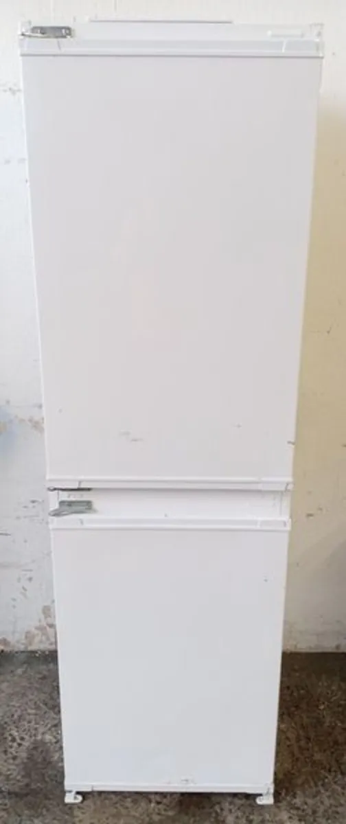 50/50 Split Integrated Fridge Freezer - Image 1